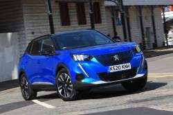 Peugeot e-2008 front