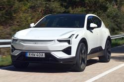 Polestar 3 front left driving
