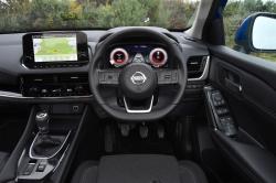 Used Nissan Qashqai 2021-present dashboard