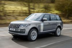 2020 Range Rover P400 driving shot