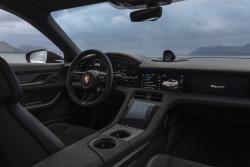 Porsche Taycan Sport Turismo 2021 interior front seats