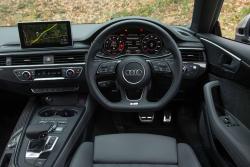 Used Audi A5 Coupé interior