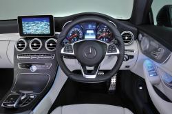 Used Mercedes-Benz C-Class Coupe dash