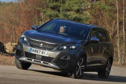 Used Peugeot 5008 2017-present front cornering