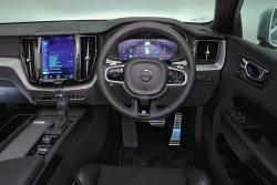 Used Volvo XC60 2017-present interior