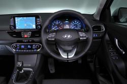 Used Hyundai i30 Hatchback 2017-present interior dashboard