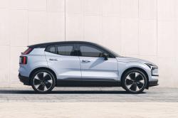 Volvo EX30 side