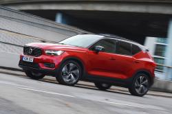 Volvo XC40 front