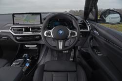 BMW iX3 2022 interior dashboard