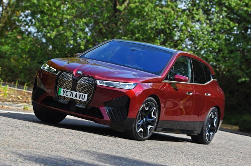 Used BMW iX 2021-present front cornering