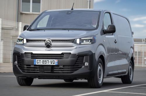 Citroën Dispatch front left driving