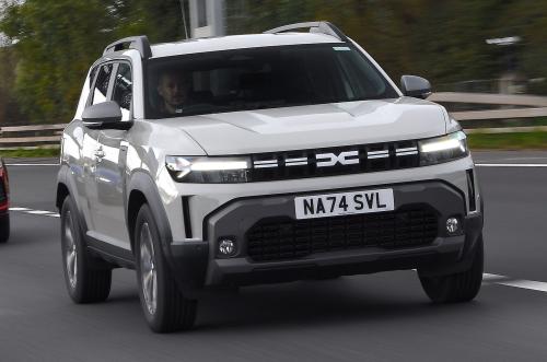 Dacia Duster front right driving