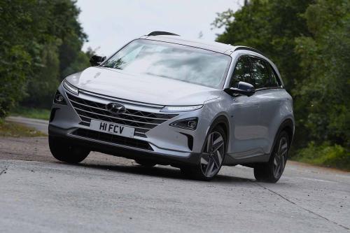 Hyundai Nexo front cornering