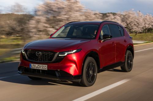 Mazda CX-5 driving front left