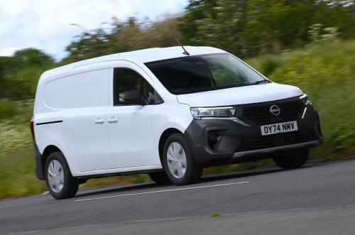Nissan Townstar driving front right