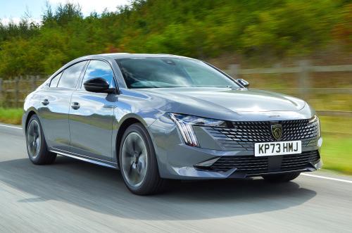Peugeot 508 front right driving