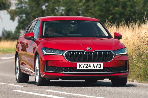 Used Skoda Superb 2024-present front cornering red