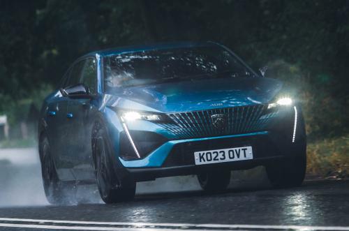 Used Peugeot 408 2023-present front cornering blue