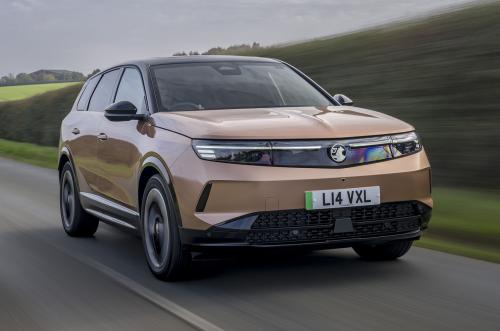 Vauxhall Grandland Electric driving front right
